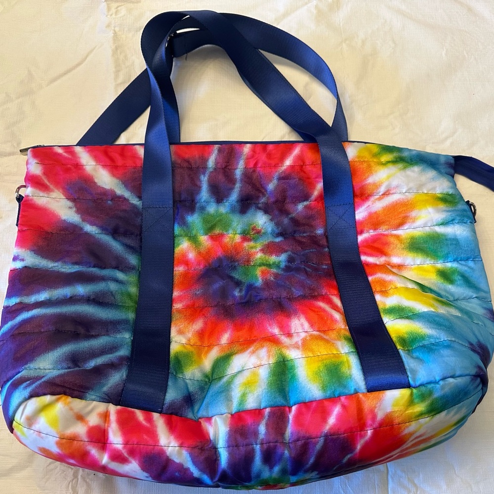 Duffle Bag Tie-Dye Colorful Spiral Design with straps - Excellent Condition